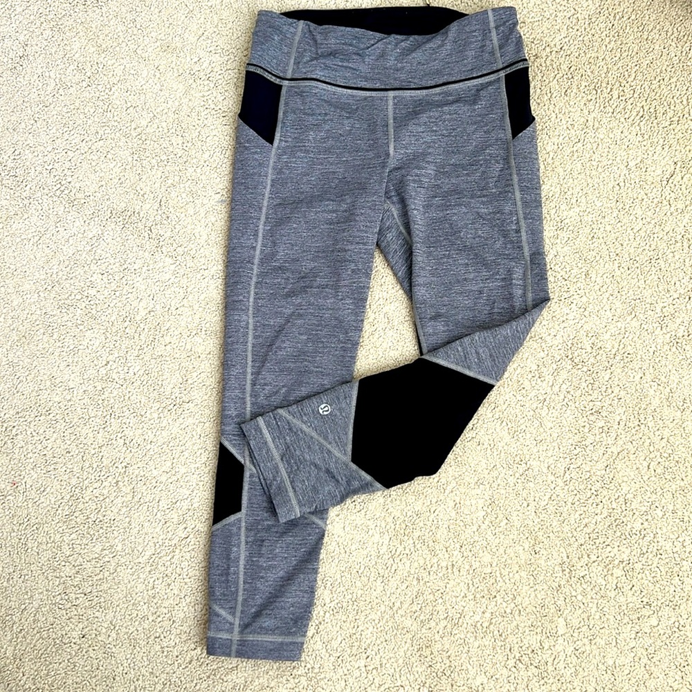Lululemon crop gray and black leggings
